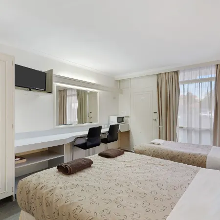Alexander Motor Inn & Apartments Hotele w: Essendon