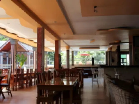 Samosir Cottages Resort Hoteles en Simanindo