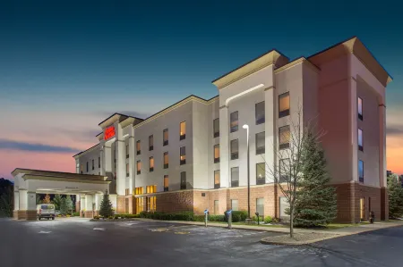 Hampton Inn & Suites Albany-Airport