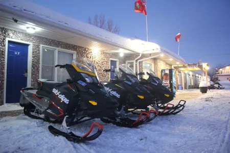 Moonlight Inn and Suites Sudbury