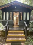 Octagon Lodge