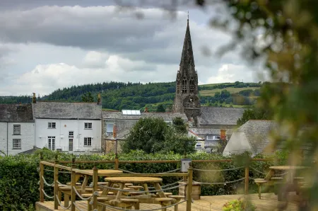 Best Western Fowey Valley Отели рядом с достопримечательностью «Замок Рестормель»