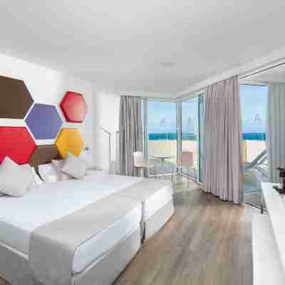 Alexandre Hotel Troya Rooms