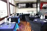 Particular Destiny Suites Hotel di Wouri