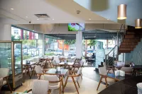 Malak Hotel