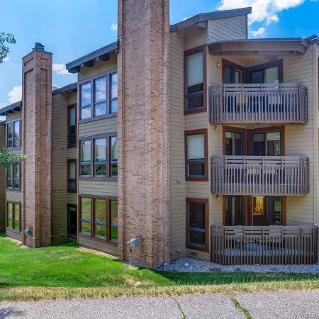 The Lodge at Steamboat A306 1 Block from Gondola with Pool & Hot Tubs