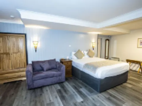 Best Western the Manor Hotel  Suites Hotels in Gravesend