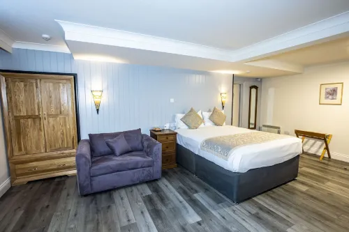 Best Western the Manor Hotel  Suites