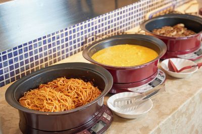 料理 RJ ホテル那覇の写真