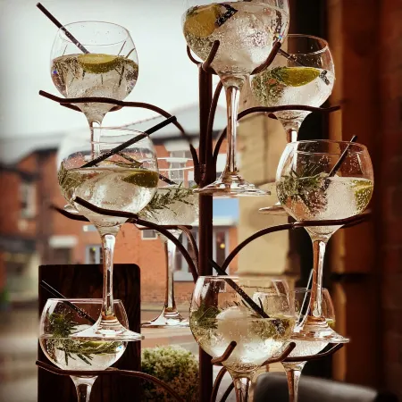 The Wheatsheaf Hotel, Sandbach Отели в г. Конгльтон