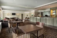 Ramada by Wyndham Cheltenham Hotels in Badgeworth