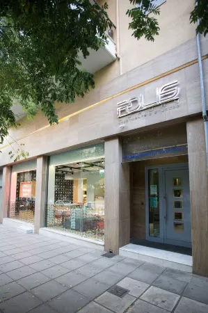 Polis Apartments Отели в г. Салоники