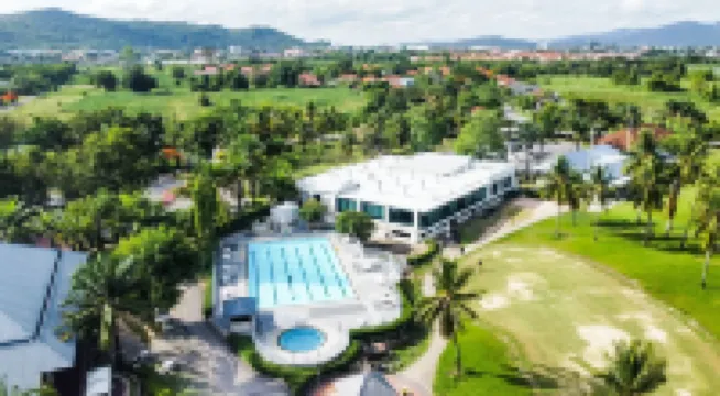 Seastar Hotel and Service Apartment