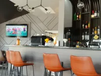 Peninsula International Hotel - bar