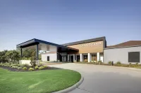 Courtyard Dallas Addison/Midway - Pet friendly