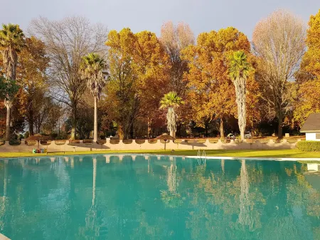 Dragon Peaks Mountain Resort Отели в г. Gaints Castle Game Reserve