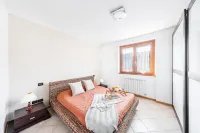 Il Canaletto A1 by Wonderful Italy - Condos