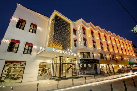 Kayhan City Hotel Отели рядом с достопримечательностью «Часовая башня Нусретие»