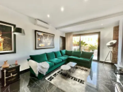 Gammarth Touristique Piscine Commune Bord de Mer Hotels in Gammarth