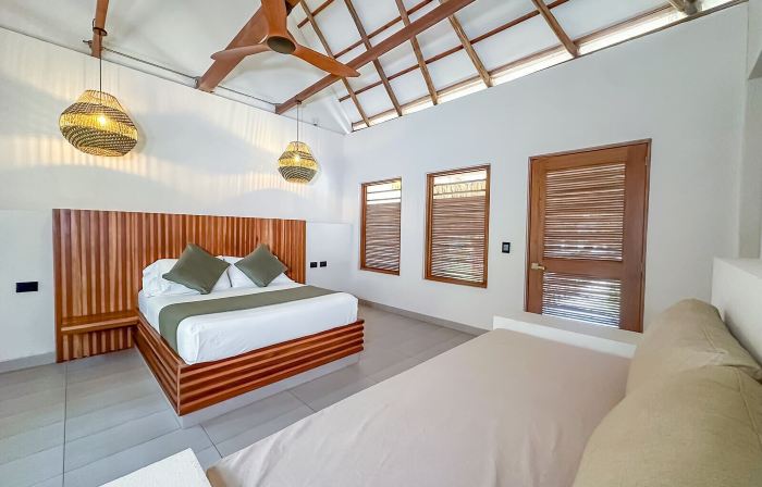 Huku Beach Hostel Palomino