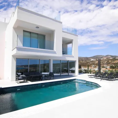 Phaedrus Living Luxury Seaview Coral Bay Villa