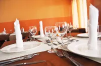 寧靜庇所港灣飯店