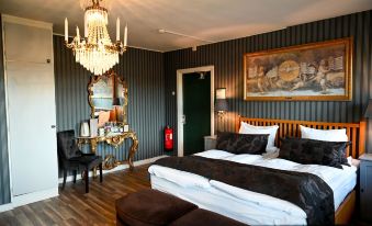 Palace Hotell