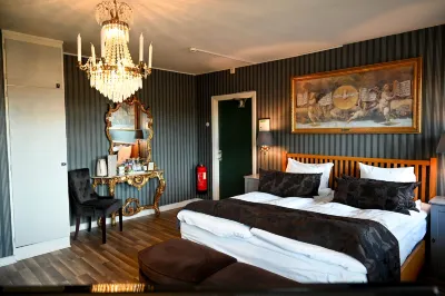 Palace Hotell & Restaurang Hotels near H-City