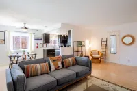 靠近JT綠洲熱水浴缸牛仔浴缸遊戲