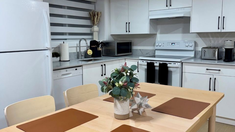 Levida Living - Cozy 2 Bedroom Suite at the Heart of Langley