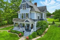 The Victorian House - Four Bedrooms - Two Bathrooms  -