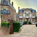 La Villa 10 HÔTEL Spa Hotels in 