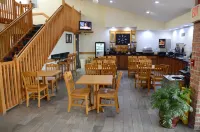 AmericInn by Wyndham West Burlington Hôtels à : Burlington