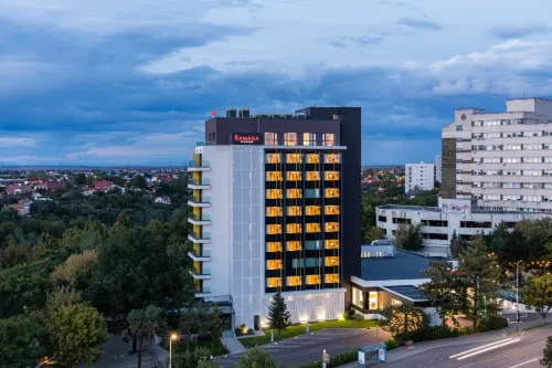 Ramada by Wyndham Slatina Parc - parking