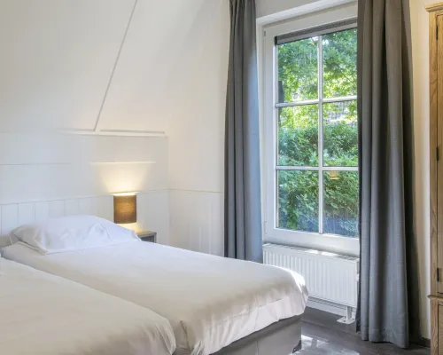 Bungalow Near Breda & de Biesbosch Park Hotels in Oosterhout