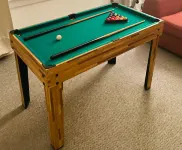 1 Bedroom Pet Friendly Apt Wd Free Wifi, Parking, Netflix Pool Table Sleeps 3 Hotels in Kinross