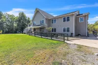 Green Goose Lodge - Studio Apt Sleeps 4 Condo