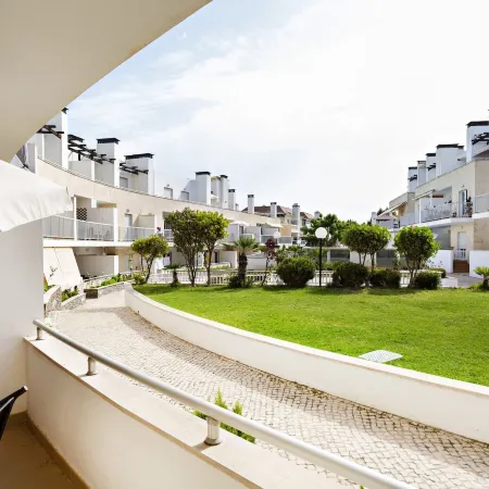Cam lia in Tavira With 2 Bedrooms and 2 Bathrooms