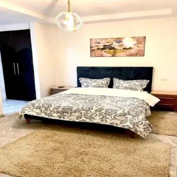 Cozy 1BR Retreat, Steps to Sand
