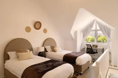 2 Bedroom Apartment, Princess Beach Club, HoutBay