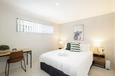 18 Darnley St Hotels near Griffith University, Nathan Campus