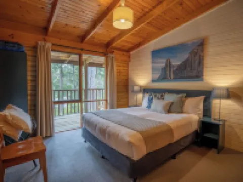 Stewarts Bay Lodge Hotels in Port Arthur