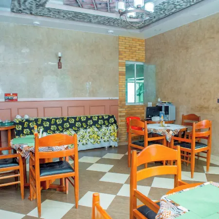 MARONA CITY HOTEL