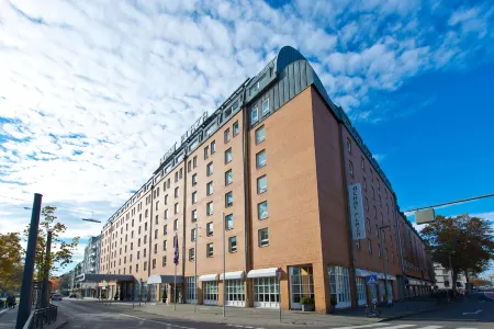 The Q - Quadro City Hotel Отели рядом с достопримечательностью «Ботанический сад Карлсруэ»