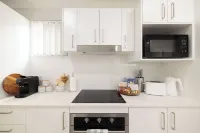 Smart Suites Self Check-in Apartments - 16 Freney - 3-Star