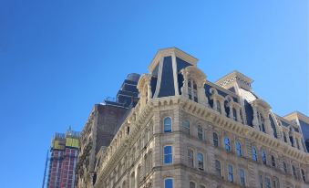 NYC Empire Apartments