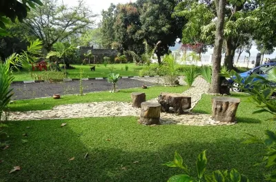 Kivu Beach Garden