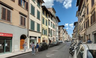 Mamo Florence - Dimora Ognissanti Apartment