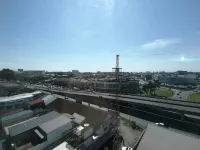 Roxy Hotel & Apartments