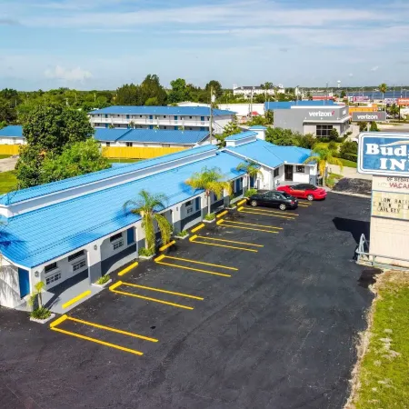 Howard Johnson by Wyndham Sebring